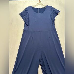 H by Halston Women’s Jumpsuit Medium Navy Lace Flutter Sleeve Wide Leg Stretch